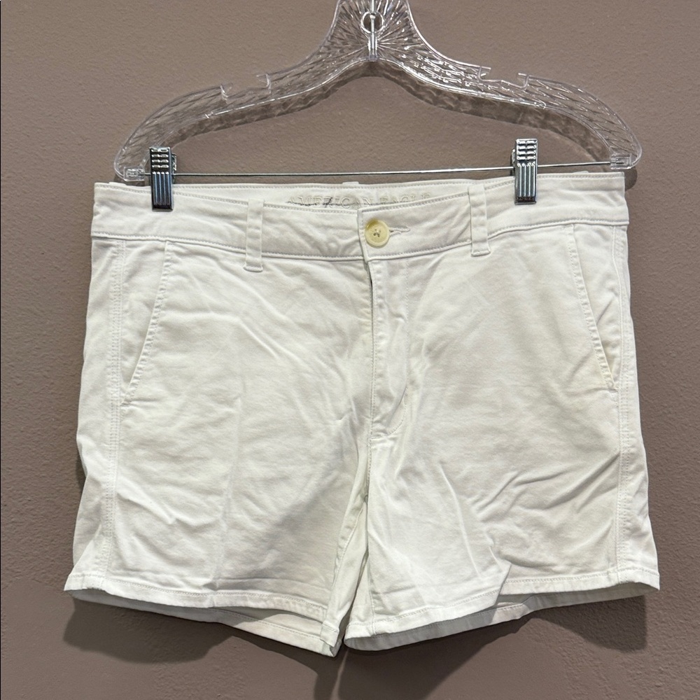 American Eagle Outfitters Super Stretch White Shorts